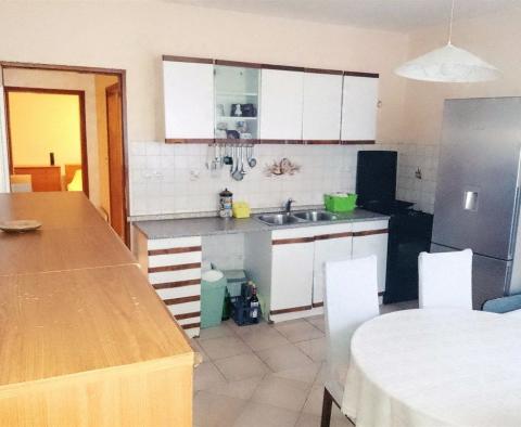 Spacious house in Umag,1 km from the sea - great investment, for sale - pic 5