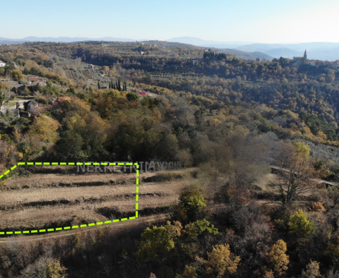 Terrain à bâtir à Grožnjan, avec vue sur la mer et projet de villa, à vendre - pic 3