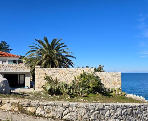 Villa en bord de mer dans la région d'Umag, à vendre - pic 7