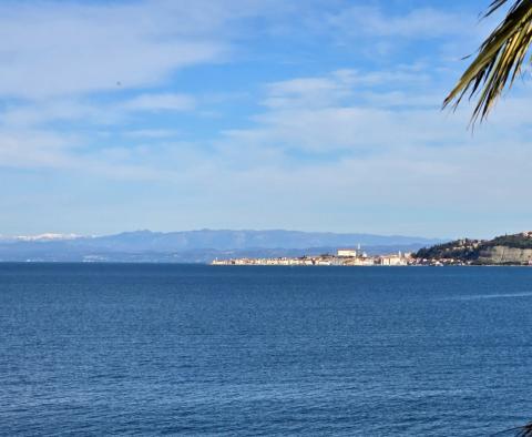 Villa en bord de mer dans la région d'Umag, à vendre - pic 5