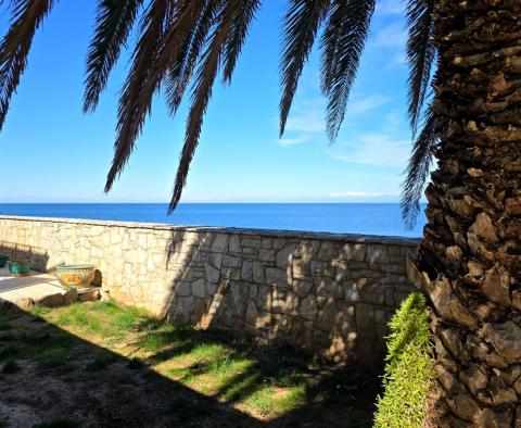 Villa en bord de mer dans la région d'Umag, à vendre - pic 15