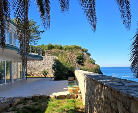 Villa en bord de mer dans la région d'Umag, à vendre - pic 4