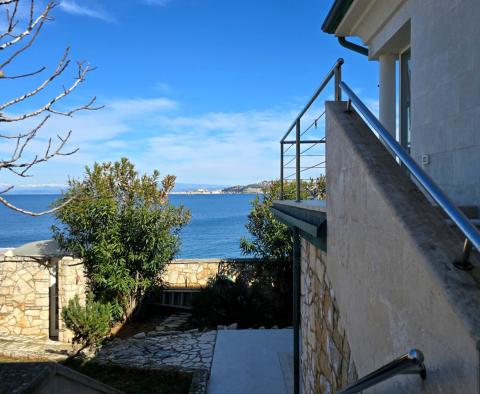 Villa en bord de mer dans la région d'Umag, à vendre - pic 17