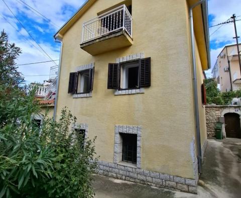 House in Selce with two apartments, 300m from the sea, for sale - pic 2