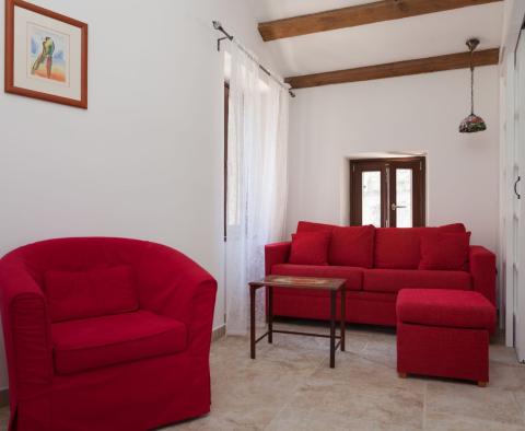 Ideal for renting - furnished apartment in Rovinj Old Town, for sale - pic 7