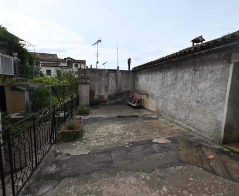  Bâtiment ancien unique dans le centre de Vrsar avec espace de bureau en bord de mer, à vendre ! - pic 33