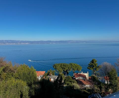 Pozemek pro výstavbu 5 vil jen 300 m od známé pláže v Moscenicka Draga, panoramatický výhled na moře, prodej - pic 2