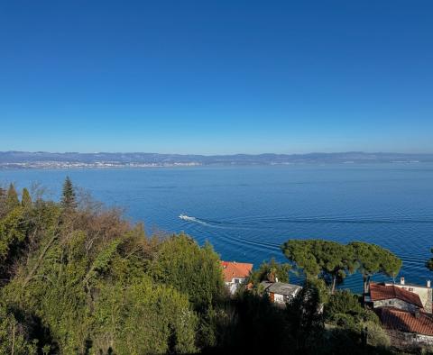 Pozemek pro výstavbu 5 vil jen 300 m od známé pláže v Moscenicka Draga, panoramatický výhled na moře, prodej - pic 3