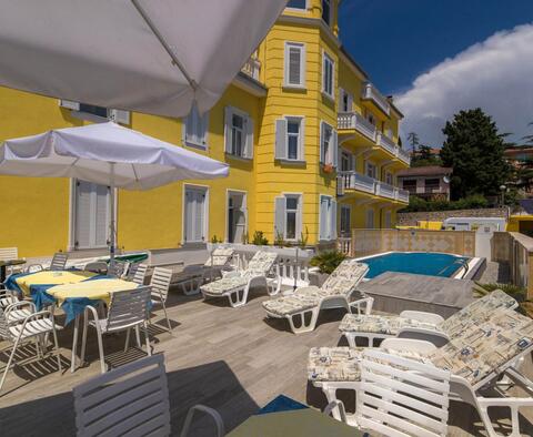 Grand hôtel à Crikvenica, à 45 m de la mer, à vendre - pic 27