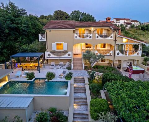 Große Villa mit Pool in Poreč, zu verkaufen - foto 4