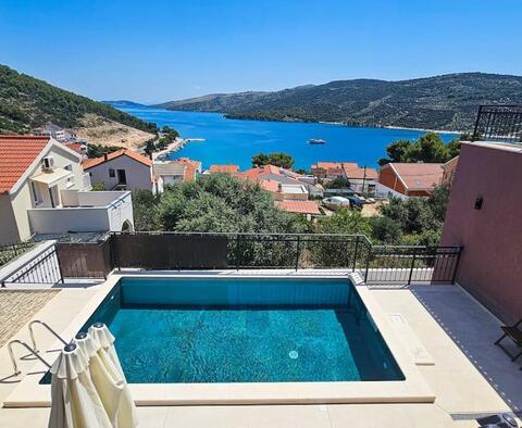 Villa in Marina, Sibenik, 200 m vom Meer entfernt, zu verkaufen - foto 5