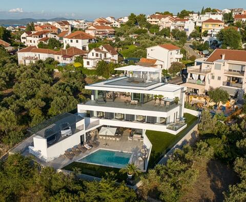 Villa de luxe avec vue sur la mer à Murter, à vendre - pic 4