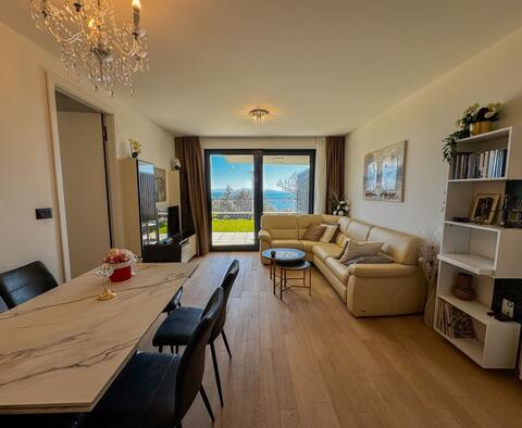 Appartement de luxe à Opatija, à 350 m de la plage, à vendre - pic 4