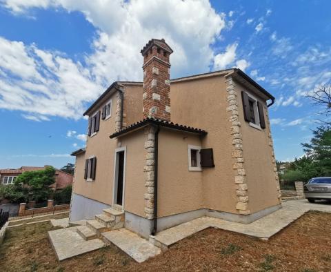  Haus mit Meerblick in Porec, zu verkaufen - foto 3