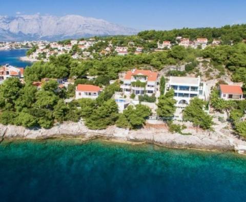 Gebäude mit 6 Wohnungen in erster Meereslinie auf der Insel Brac - foto 2