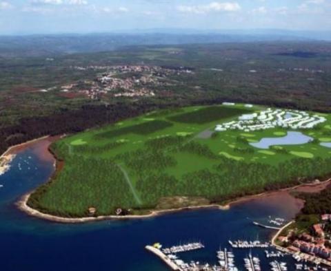 Fantastisches Grundstück am Wasser in der Gegend von Porec - für 5*****-Golfplatzprojekt mit Hotel, Villen und Apartments geplant - foto 5