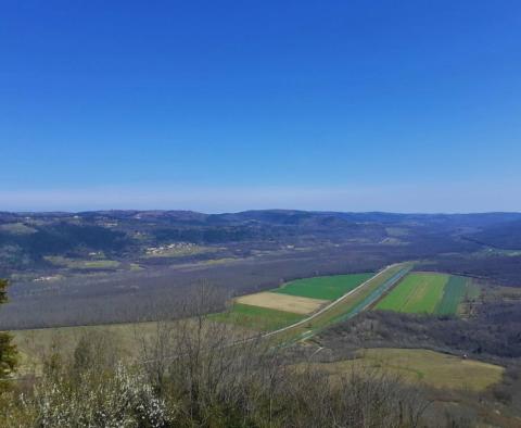 Zadziwiający budynek w centrum Motovun ze wspaniałym widokiem na morze - pic 2