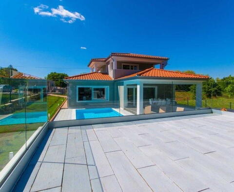 New villa in authentic style with pool and landscaped garden in Labin area - pic 25