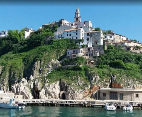 Romantic house at the edge of Old Medieval town with fantastic sea views - pic 13