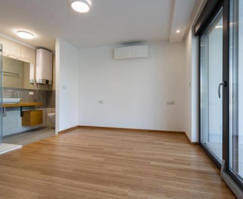 Appartement de luxe avec piscine et vue sur la mer à seulement 100 mètres de la plage - pic 10