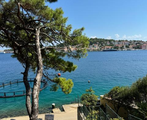 Exceptional investment project of waterfront location on prestigious M.Losinj - pic 5