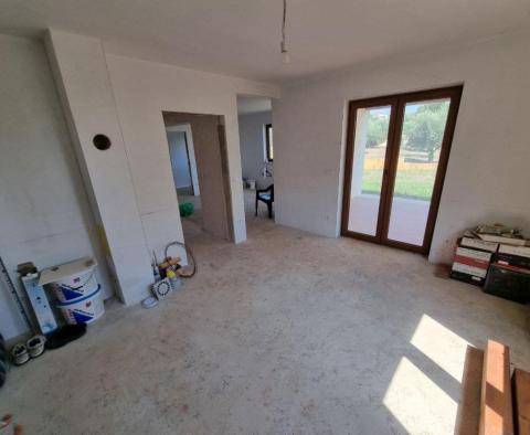 Schönes Haus in Kaštelir, Kaštelir-Labinci, bestehend aus 2 Teilen - foto 21