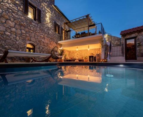 Beautiful authentic villa on Krk island with pool and design renovation - pic 3