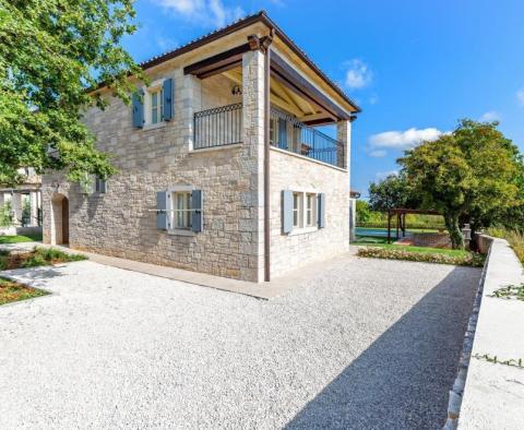 Vente en gros de trois villas de luxe dans le quartier de Sveti Lovrec - pic 12