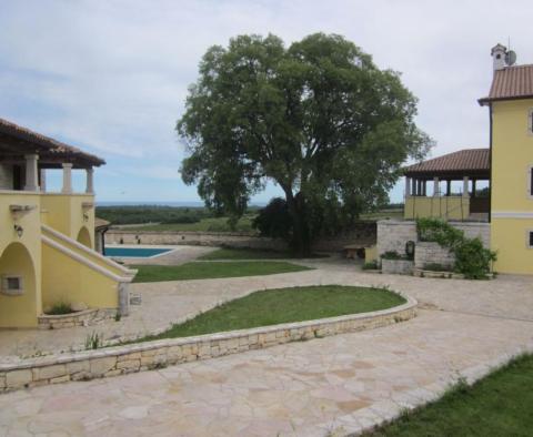 Fantastic rustic estate in Bačva, Višnjan with distant sea views - pic 9