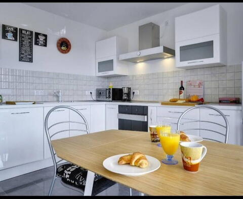 Discounted! Apart-house of 4 apartments for sale in Pomer, Medulin just 200 meters from the sea - pic 6