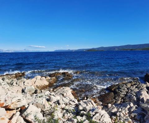 Exceptional beachfront land plot on Hvar island in Stari grad area - pic 4