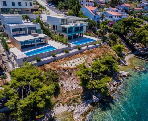 Villa moderne exceptionnelle au bord de l'eau avec piscine à débordement dans la nouvelle communauté de Ciovo - pic 21