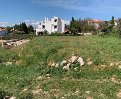 Grundstücke in Punat auf Krk auf der ersten Baulinie zum Meer und aufwärts - foto 21