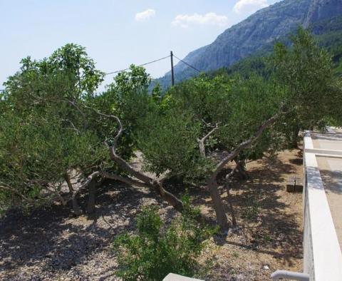 House with sea views on Makarska riviera - pic 12