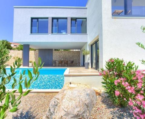 Exclusive newly built villa with pool in quiet location near Krk town! - pic 32