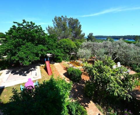 Geräumige Familienvilla mit Meerblick in der Gegend von Pula, in Vinkuran - foto 13