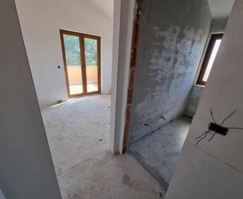 Second part of double house for sale in Kaštelir - pic 7