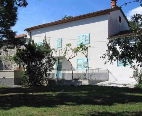 Maison avec piscine et un terrain spacieux de 22000 m². dans la région de Labin - pic 11