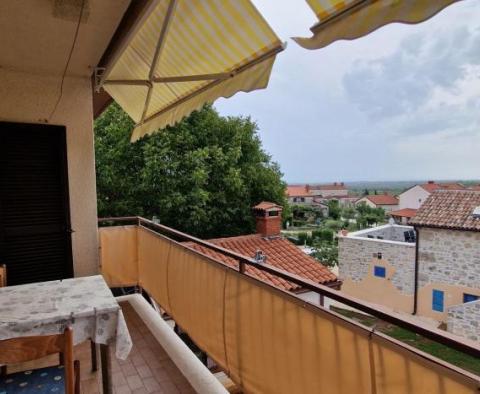 Haus in Višnjan bei Porec zu verkaufen - foto 26