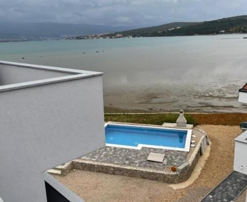 Neues Penthouse am Wasser mit 4 Schlafzimmern in Cizici direkt am Strand, Residenz mit Pool - foto 5