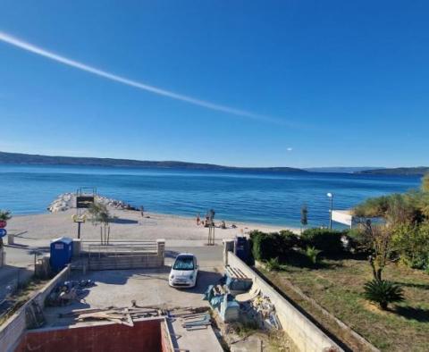 Investissement idéal - nouvelle villa moderne en bord de mer à Kastela - pic 2