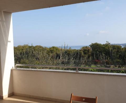 Magnifique appartement à vendre à Fazana avec vue sur la mer à côté de la zone du parc - pic 2