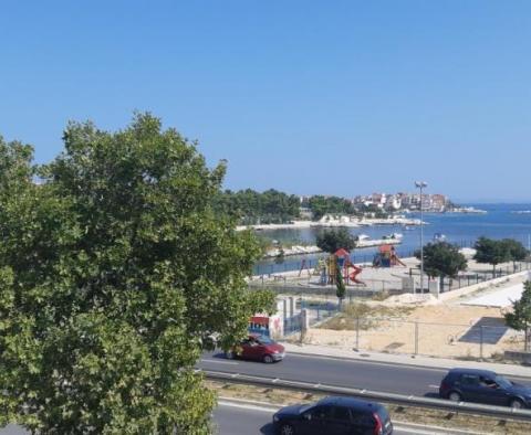 Unvollständiges Hotel zum Verkauf nur 50 Meter vom Meer entfernt in der Gegend von Split - foto 10