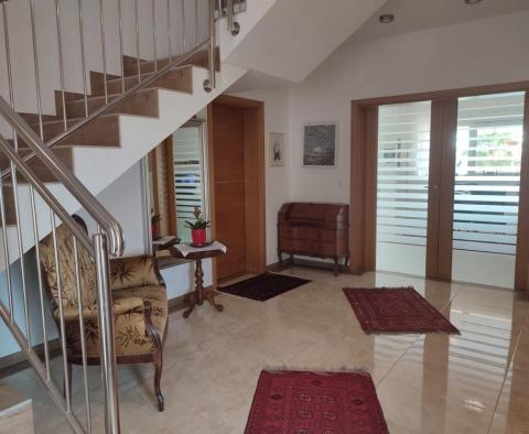 Spacious villa for sale in Galižana, Vodnjan - pic 22