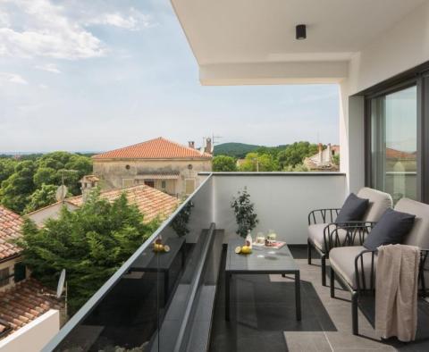 Luxusvilla mit Tennisplatz, Swimmingpool und Meerblick im romantischen Vrsar - foto 12