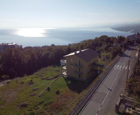 Spacieuse maison individuelle 580m2 avec vue mer sur un terrain de 3200 m2 à Pobri, Opatija - pic 20