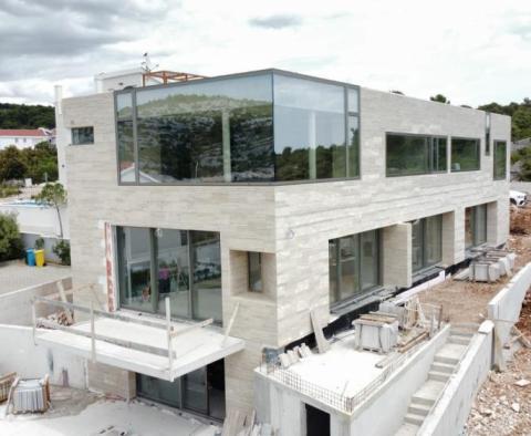 Fantastic modern villa in Razanj at water edge, in the end of building zone bordering green area - pic 7