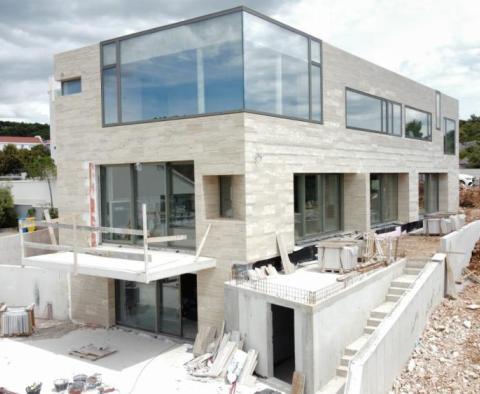 Fantastic modern villa in Razanj at water edge, in the end of building zone bordering green area - pic 10