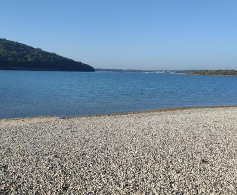 Exceptionnelle nouvelle villa ultra-moderne en bord de mer à Medulin, juste en face des quais de plaisance - pic 4