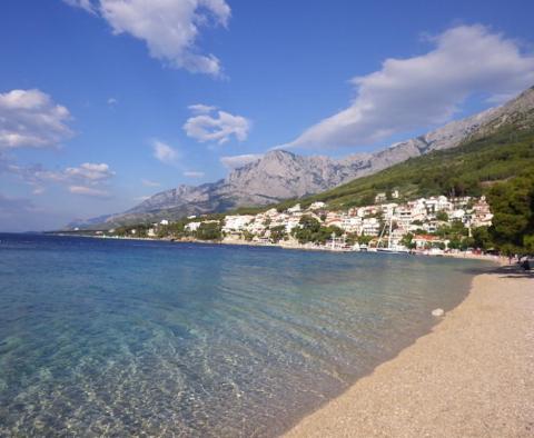 Property of two apartments in Baska Voda with magnificent sea views, just 50 meters from the sea - pic 18